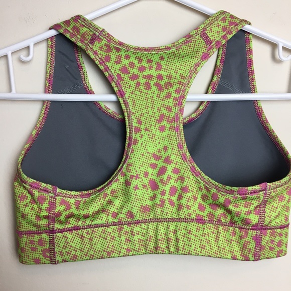 Nike Pro Size XS Sports Bra Athletic Top - Picture 6 of 8